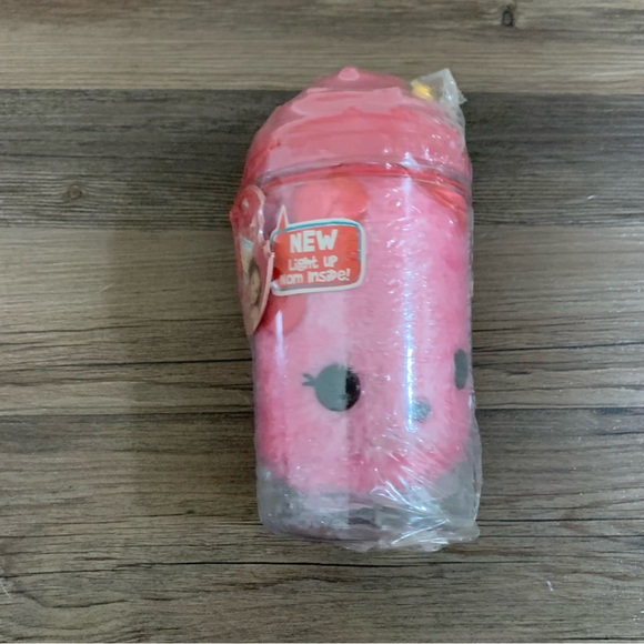 Num Noms Lights Surprise in A Jar- Bubble Gum Slushy Scented Plush - Picture 5 of 6